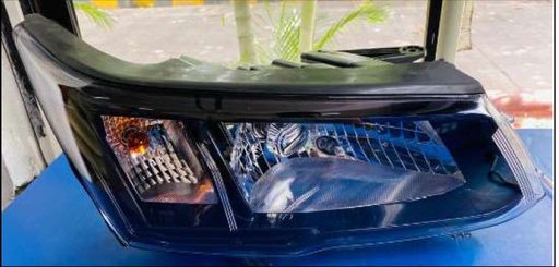 [m HL-57017M] Head Light XUV 300 Type 1 Right